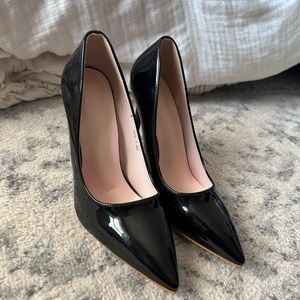 Black Court Pumps